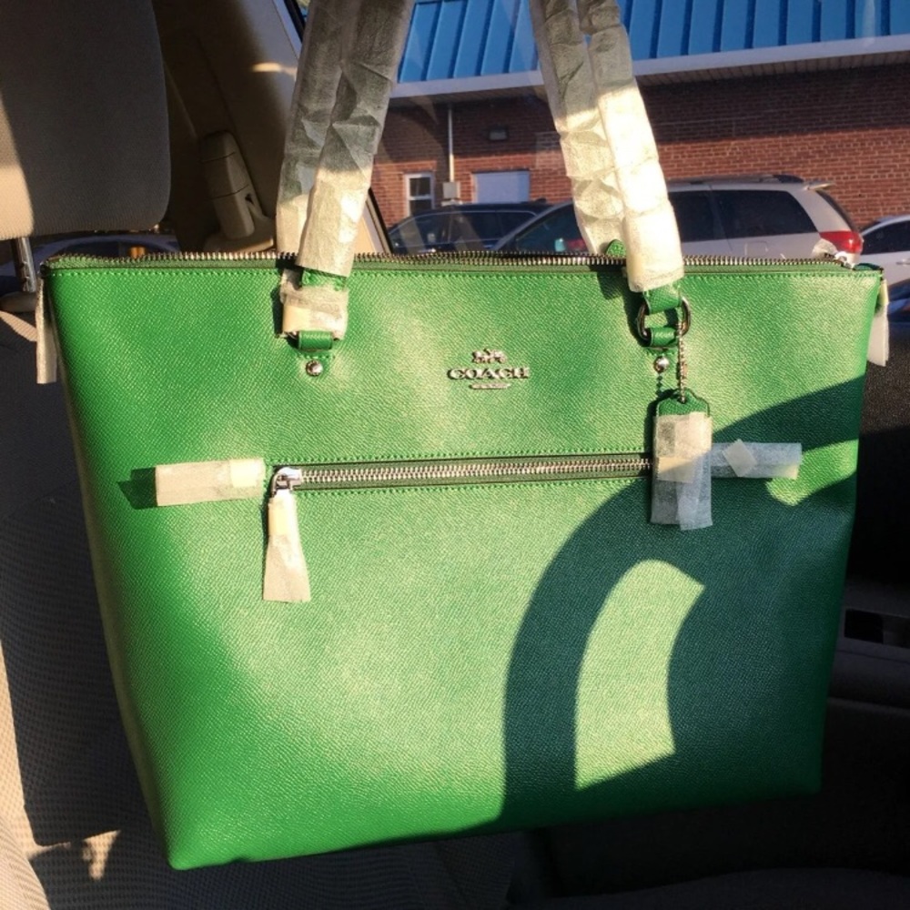 ❤️COACH ❤️Brand new Coach green tote